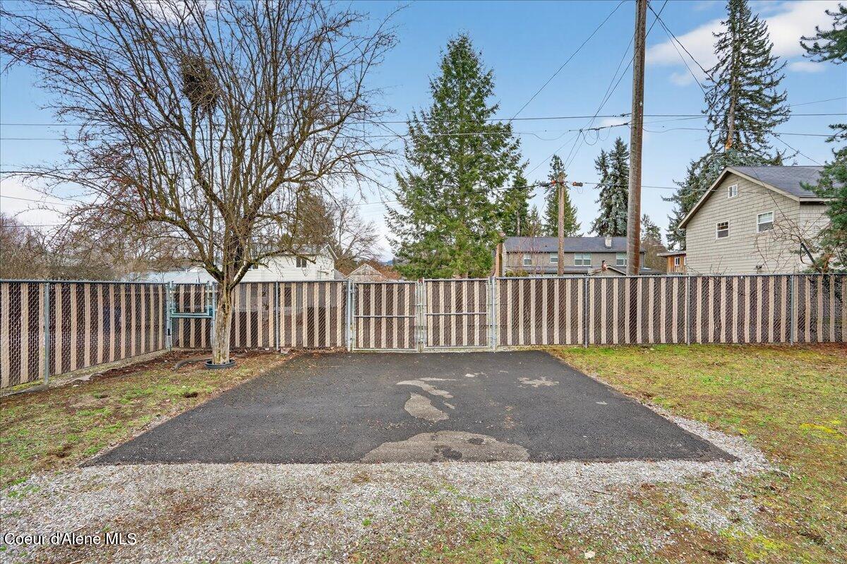 324 South 16th Street Coeur D'Alene, ID 83814 - Photo 47 of 58 47-324 S 16th St_RedHogMedia