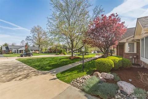 $875,000 | 12108 Westwick Place, St. Louis, MO 63127