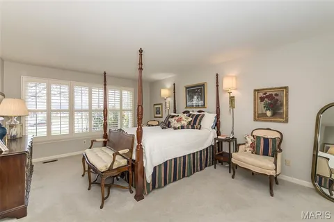 $875,000 | 12108 Westwick Place, St. Louis, MO 63127