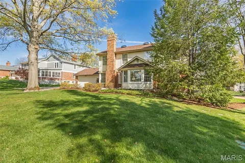 $875,000 | 12108 Westwick Place, St. Louis, MO 63127