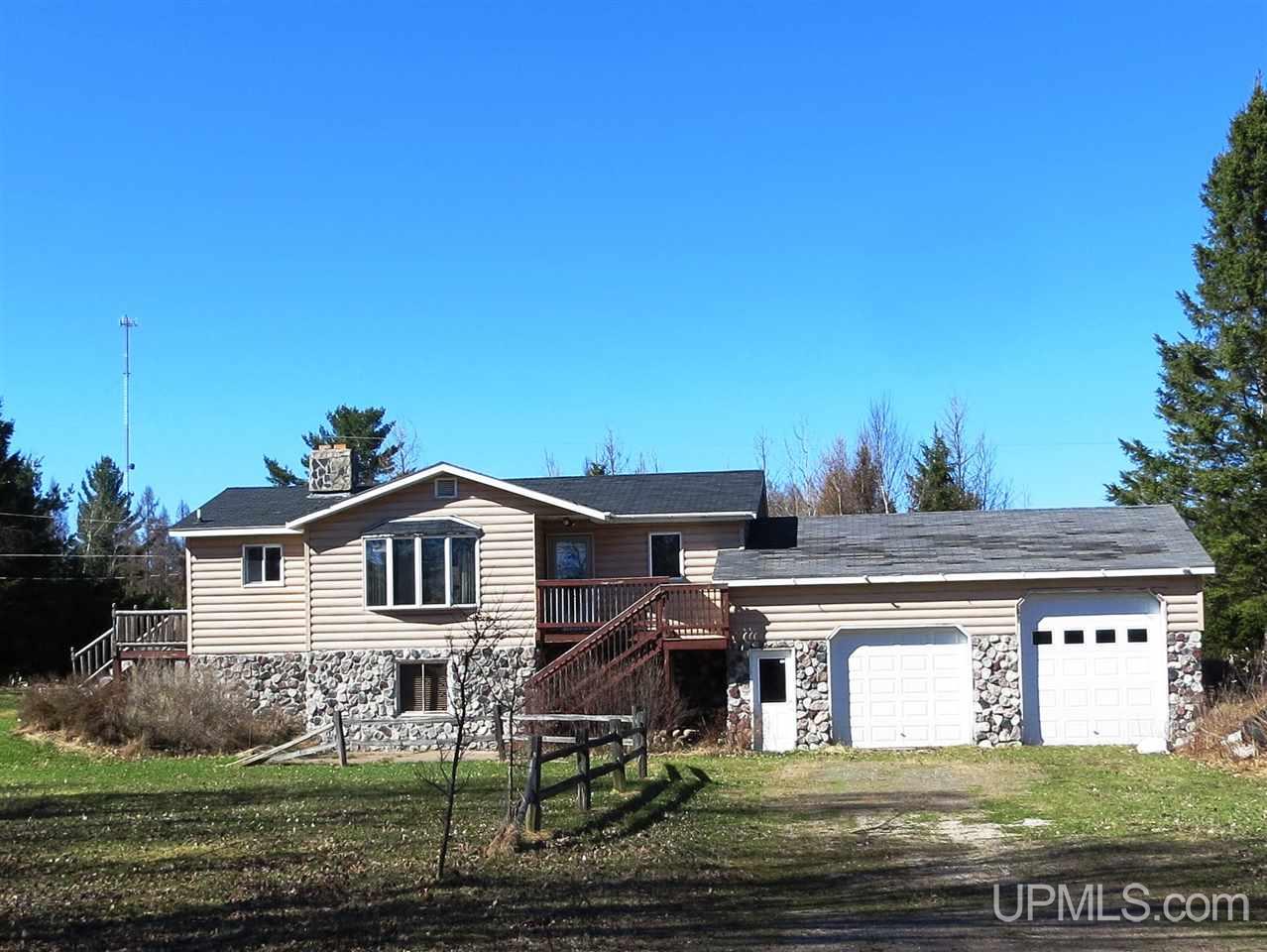 6843 Caps Creek Road Republic, MI 49879 - Photo 1 of 30