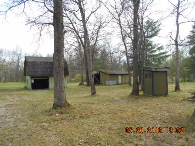 1526 Marzinski Road Manistee, MI 49660 - Photo 3 of 15 005