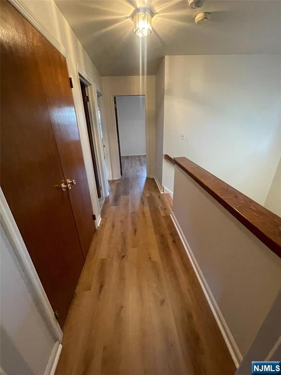 1 Park View Place Fair Lawn, NJ 07410 - Photo 7 of 9