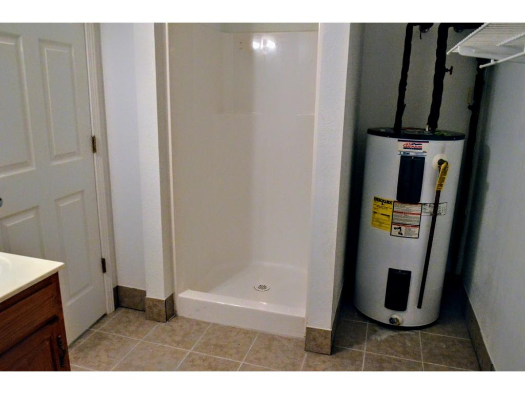 2221 Netherland Inn Road Kingsport, TN 37660 - Photo 24 of 25 Bath Downstairs