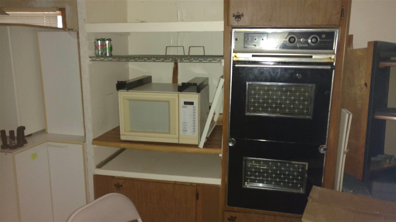 7631 Nessen Road Interlochen, MI 49643 - Photo 10 of 23 1894410-9.JPG