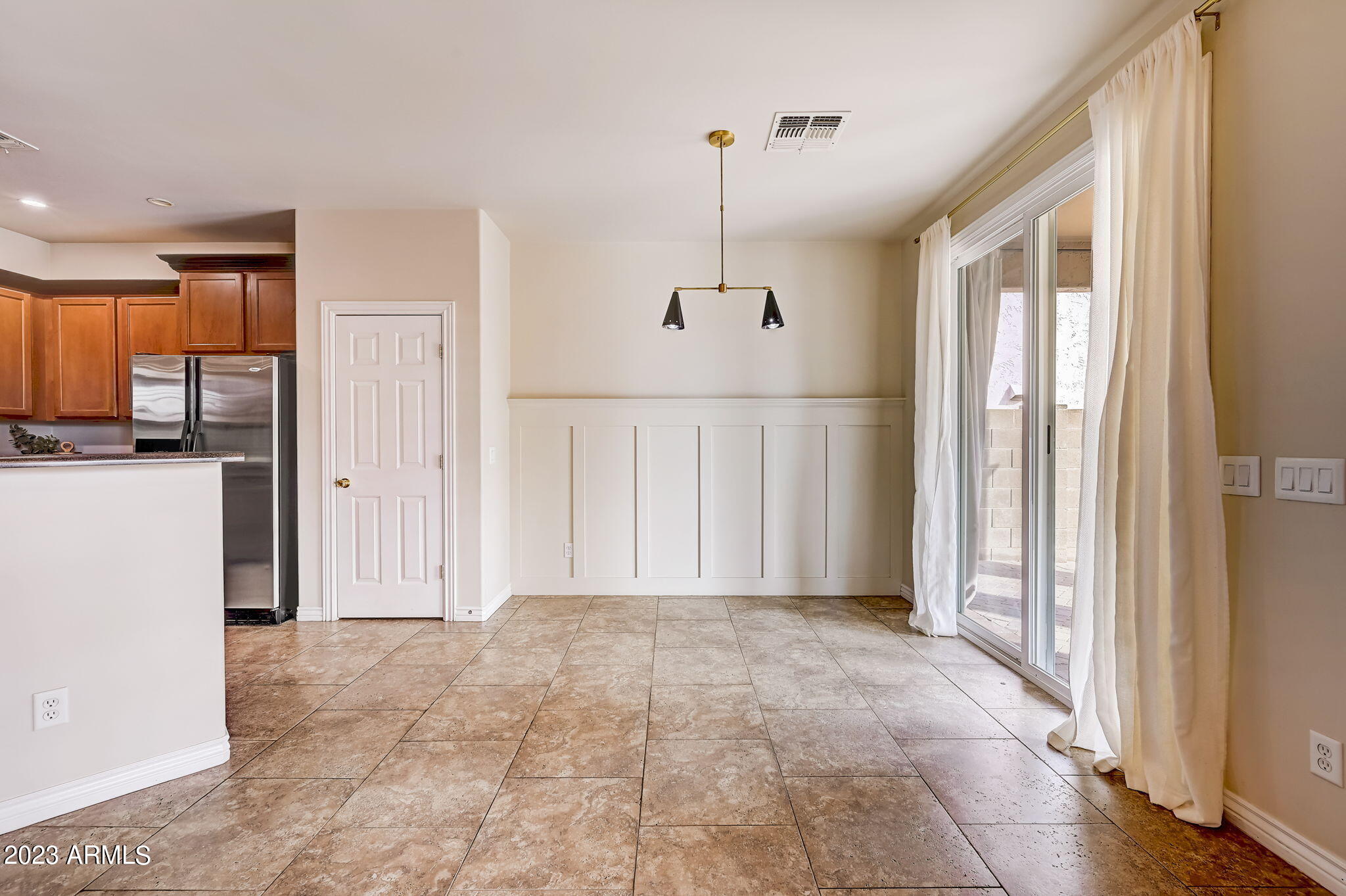 15419 West Redfield Road Surprise, AZ 85379 - Photo 5 of 17 Eat-in Nook