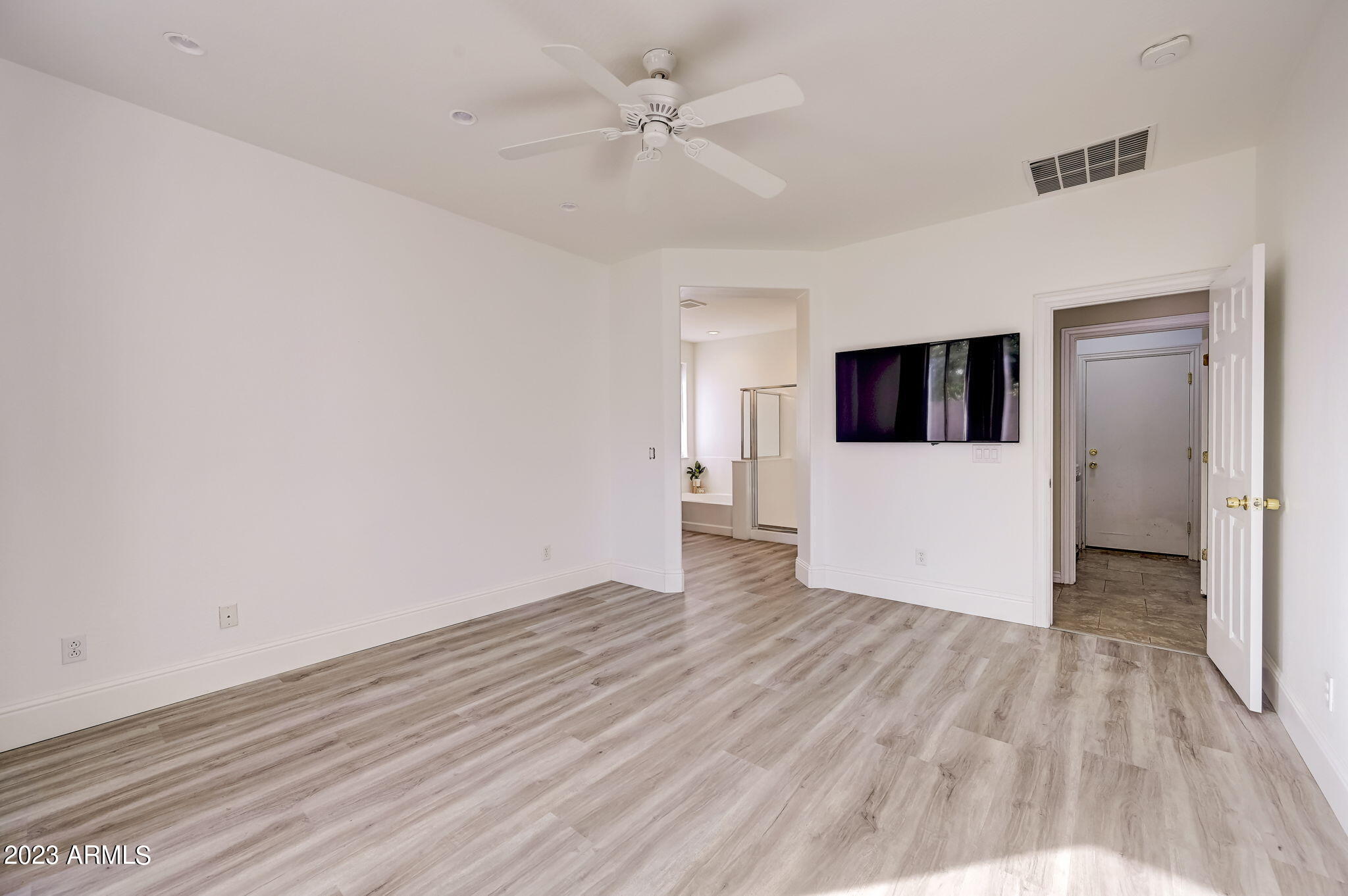 15419 West Redfield Road Surprise, AZ 85379 - Photo 8 of 17 Primary Bedroom - Alt View