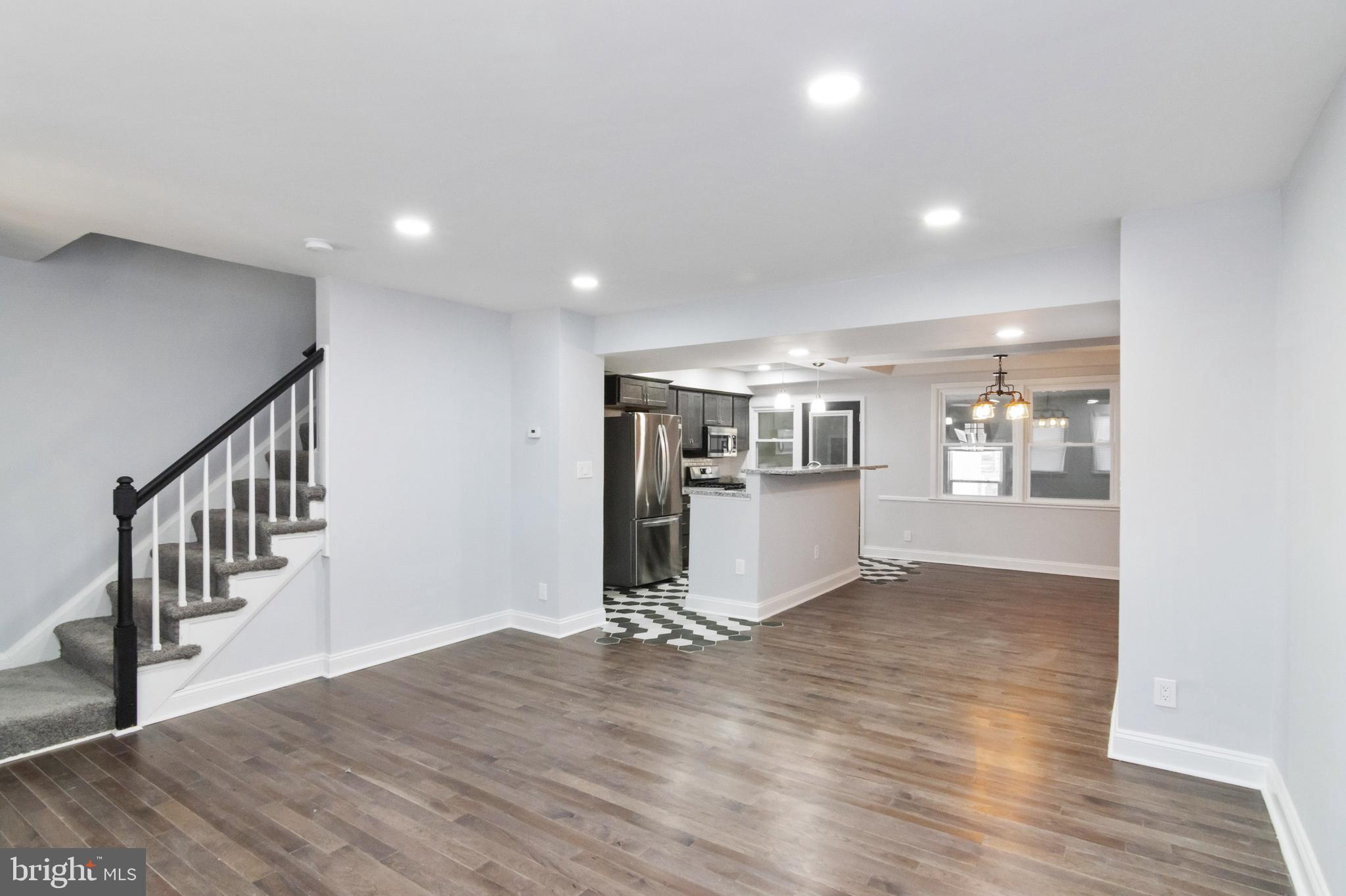 1531 Gleneagle Road Baltimore, MD 21239 - Photo 3 of 22