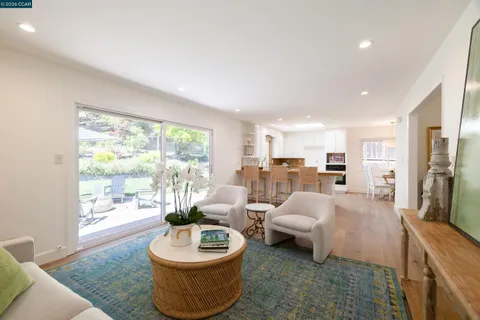 $1,995,000 | 59 Lynwood Place, Moraga, CA 94556
