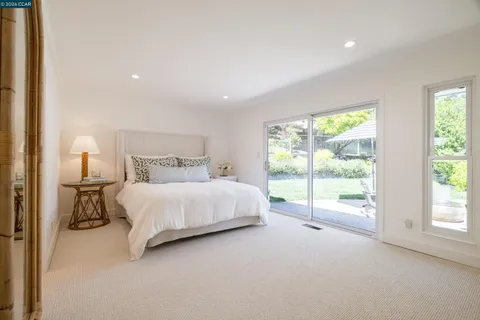 $1,995,000 | 59 Lynwood Place, Moraga, CA 94556