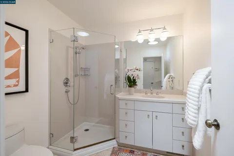 $1,995,000 | 59 Lynwood Place, Moraga, CA 94556