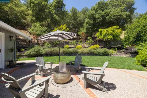 $1,995,000 | 59 Lynwood Place, Moraga, CA 94556