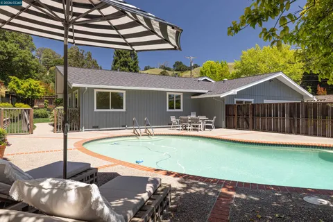 $1,995,000 | 59 Lynwood Place, Moraga, CA 94556