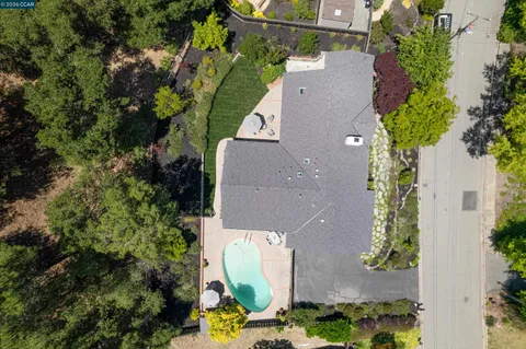 $1,995,000 | 59 Lynwood Place, Moraga, CA 94556