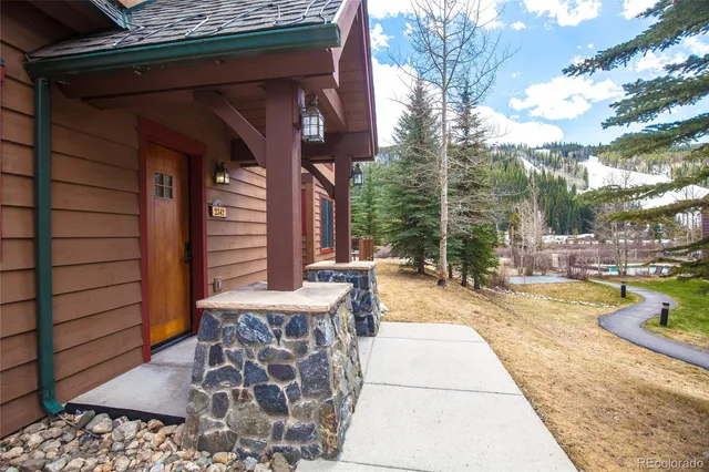 $2,990,000 | 58 Hawk Circle, Unit 2342, Dillon, CO 80435