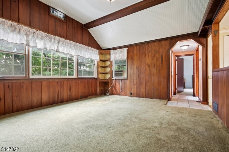 211 Wawayanda Road Vernon, NJ 07422 - Photo 14 of 40
