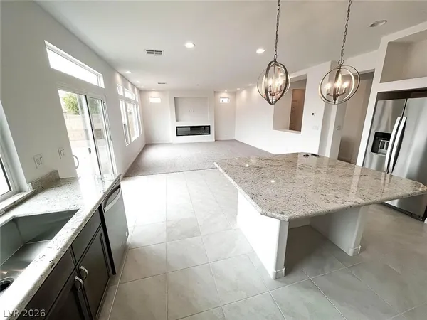 $2,795 | 10313 Coastline Creek, Las Vegas, NV 89141