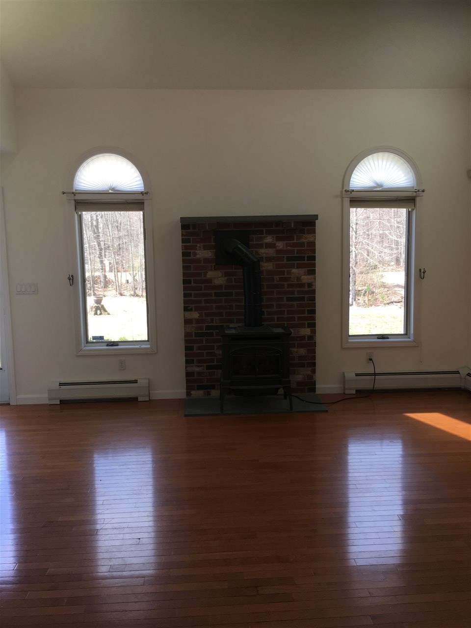 257 Swain Road Barrington, NH 03825 - Photo 5 of 33 Gallery Image 5