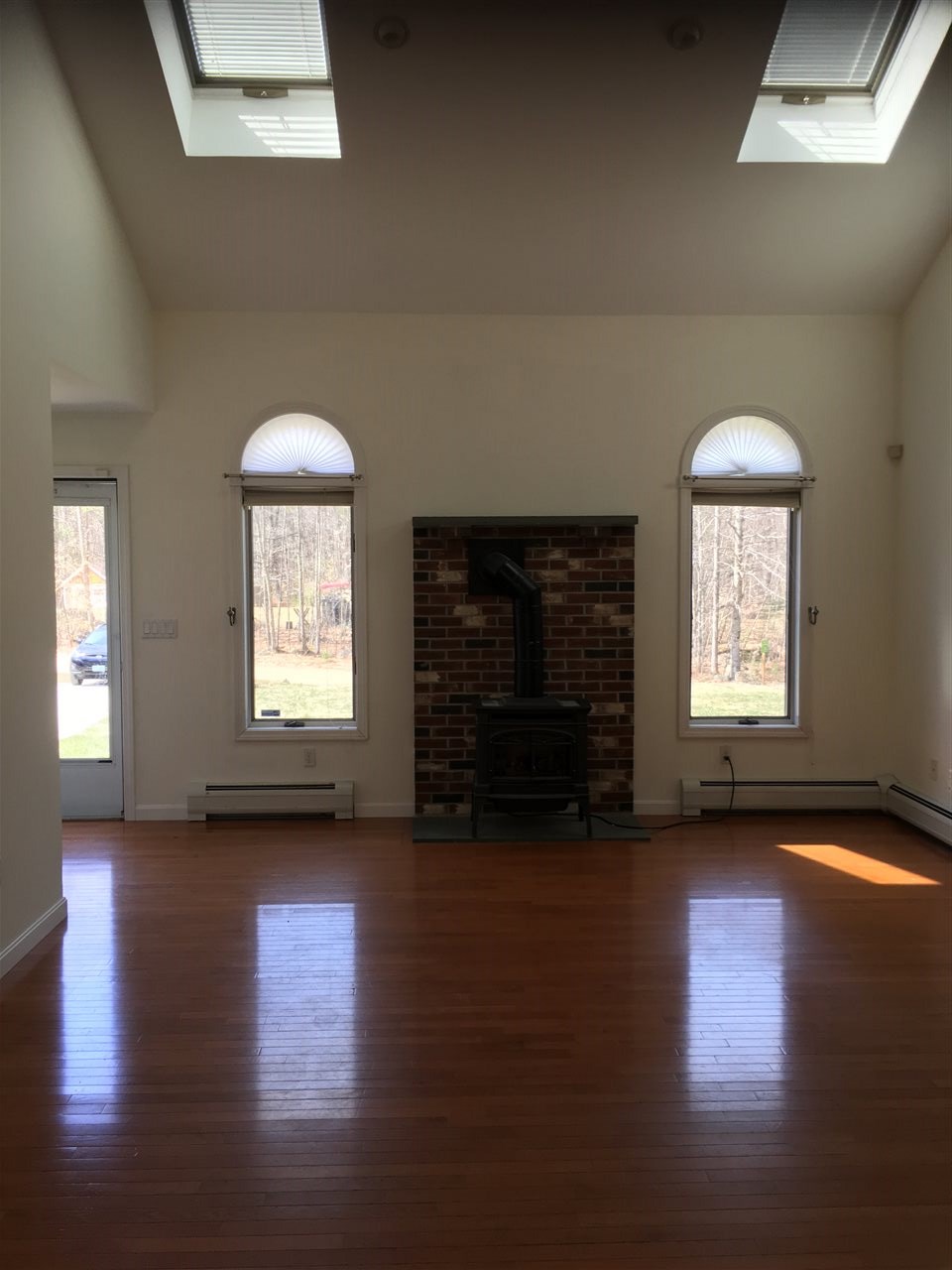 257 Swain Road Barrington, NH 03825 - Photo 6 of 33 Gallery Image 6