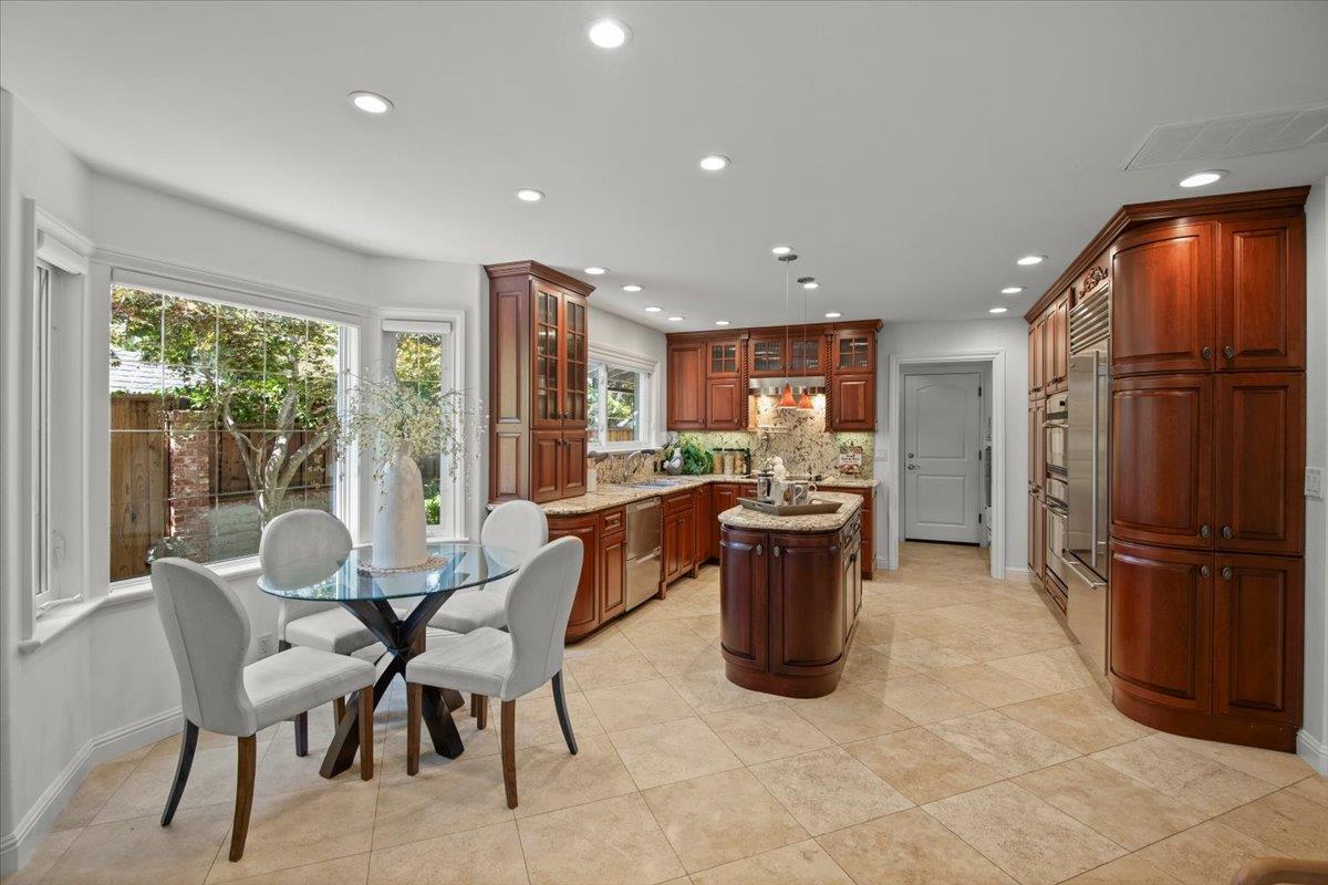 249 Montclair Road Los Gatos, CA 95032 - Photo 16 of 41 Gallery Image 16
