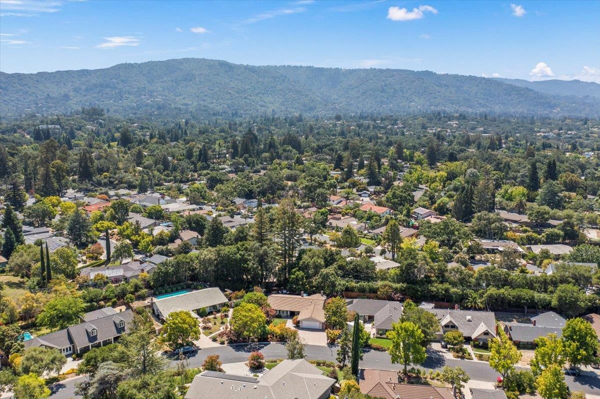 249 Montclair Road Los Gatos, CA 95032 - Photo 40 of 41 Gallery Image 40