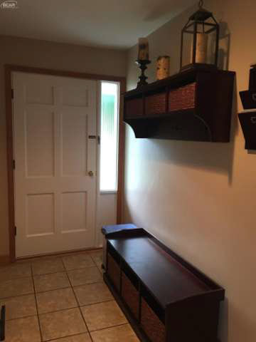 4469 Stoney Ridge Road Flint, MI 48507 - Photo 14 of 26 21210644-13.JPG