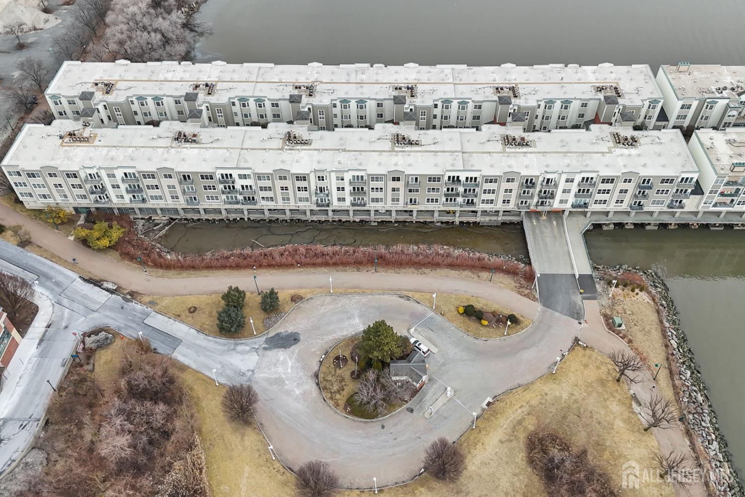 344 The Promenade Edgewater, NJ 07020 - Photo 41 of 44 a view of a water fountain