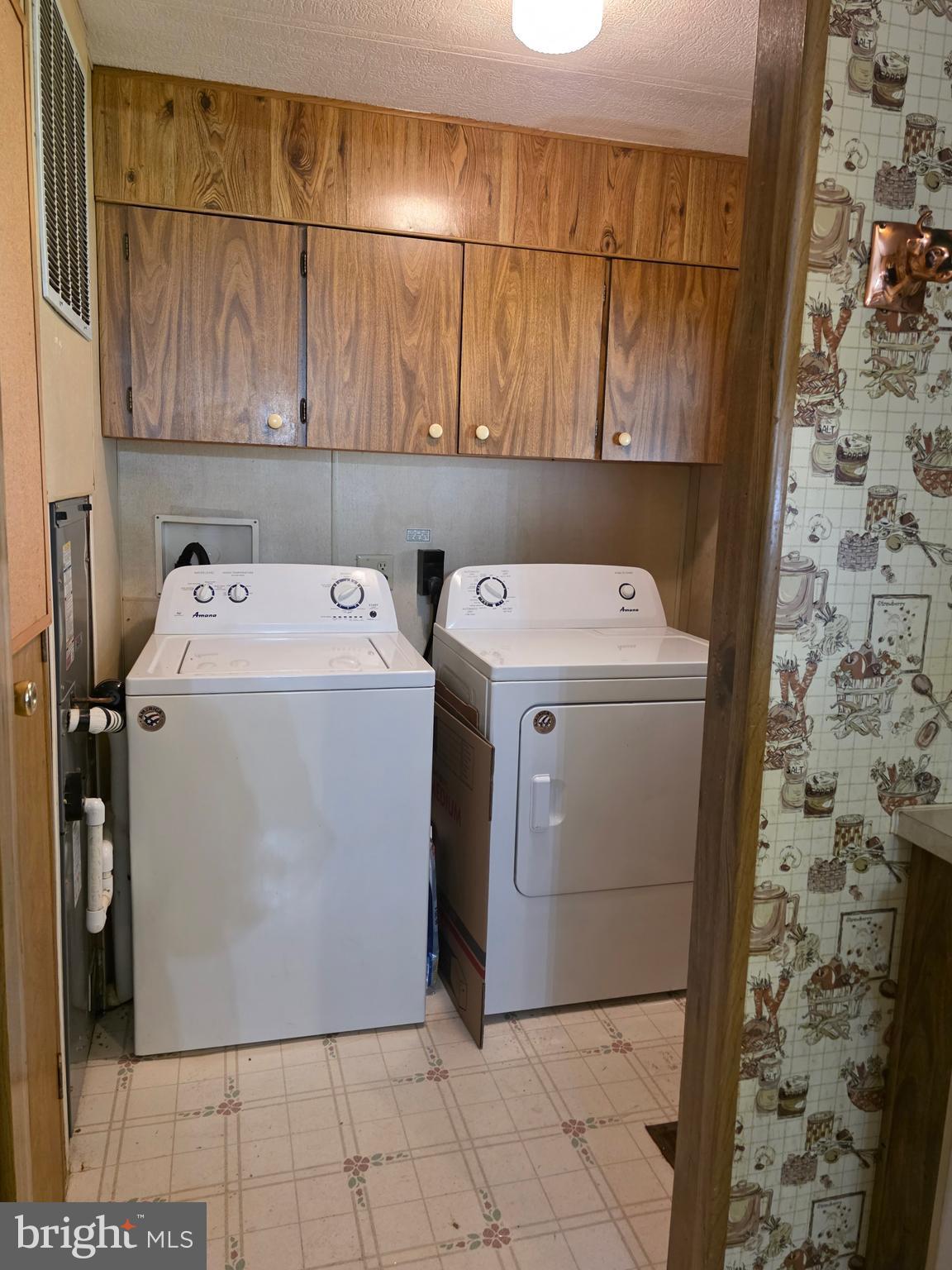 343 Heth Street Gettysburg, PA 17325 - Photo 12 of 29 Laundry Room/Rear Entrance