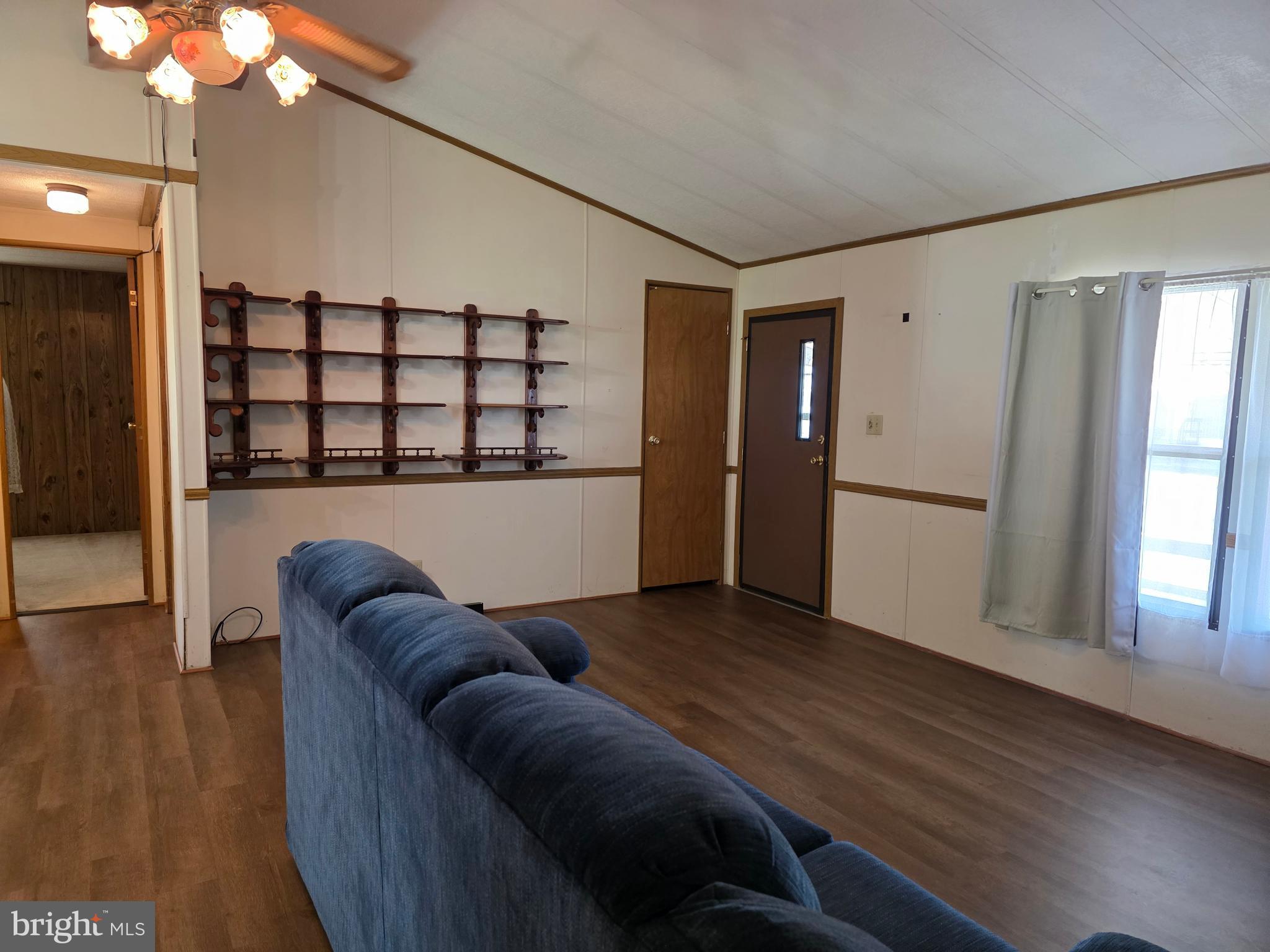 343 Heth Street Gettysburg, PA 17325 - Photo 7 of 29 Living Room View 1