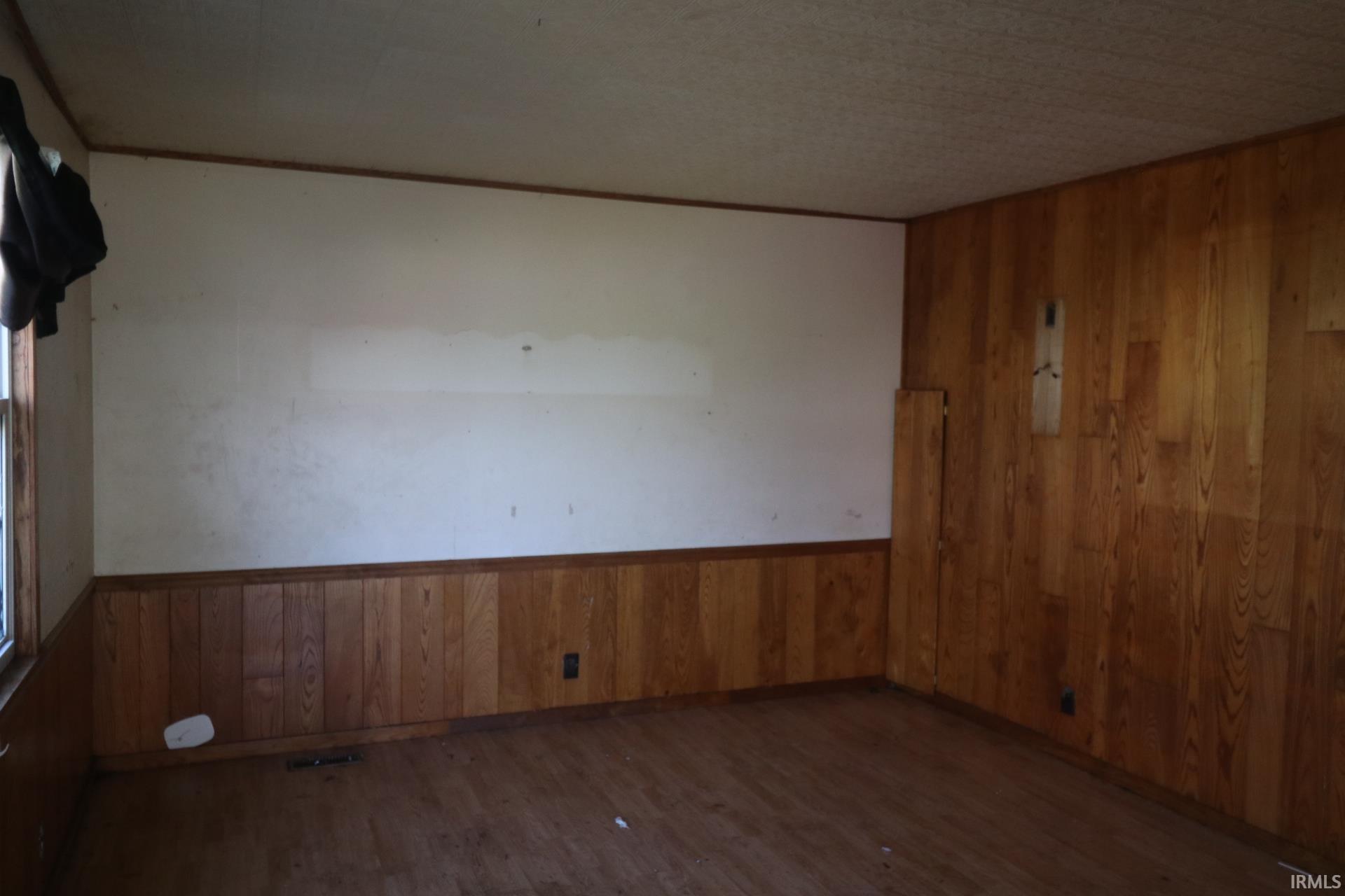 405 Southwest 3rd Street Loogootee, IN 47553 - Photo 16 of 19