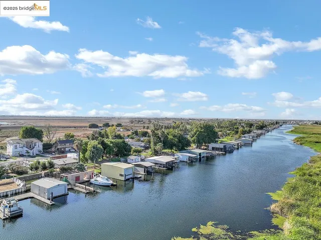 a view of a terrace with sitting area