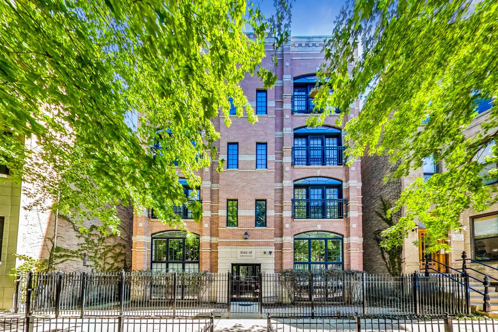 3545 North Wilton Ave Unit 1S  