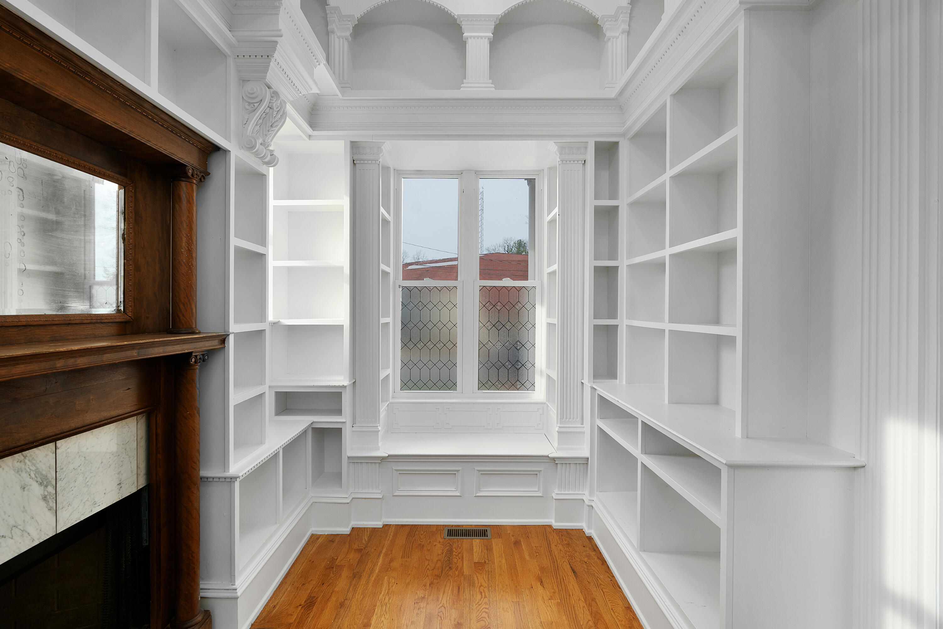 1115 East Brow Road Lookout Mountain, TN 37350 - Photo 11 of 67 24 - 1115 E Brow - Main Level