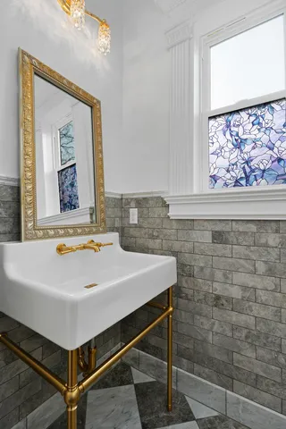 $1,200,000 | 1115 East Brow Road, Lookout Mountain, TN 37350