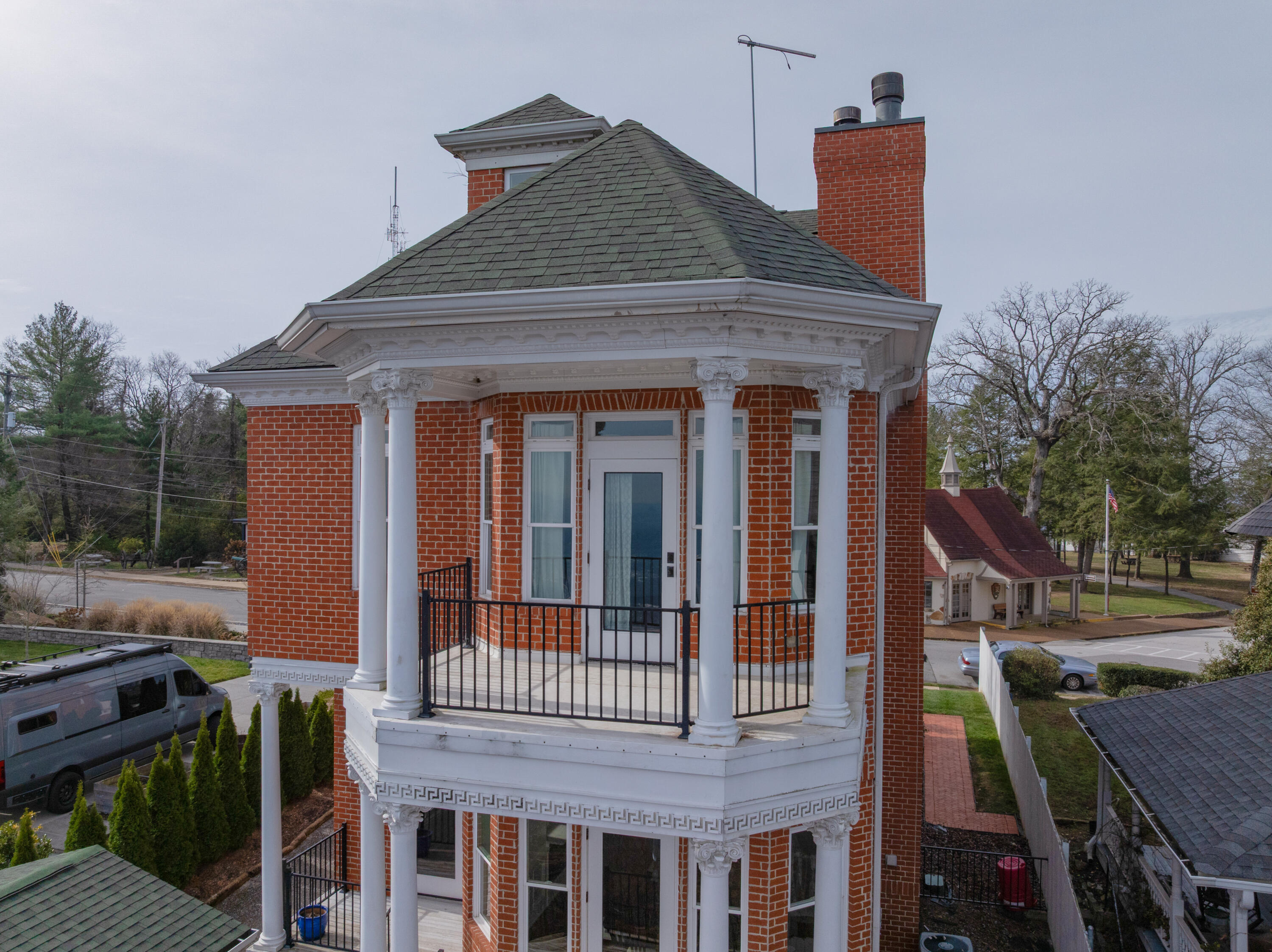 1115 East Brow Road Lookout Mountain, TN 37350 - Photo 29 of 67 07 - 1115 E Brow - Drone