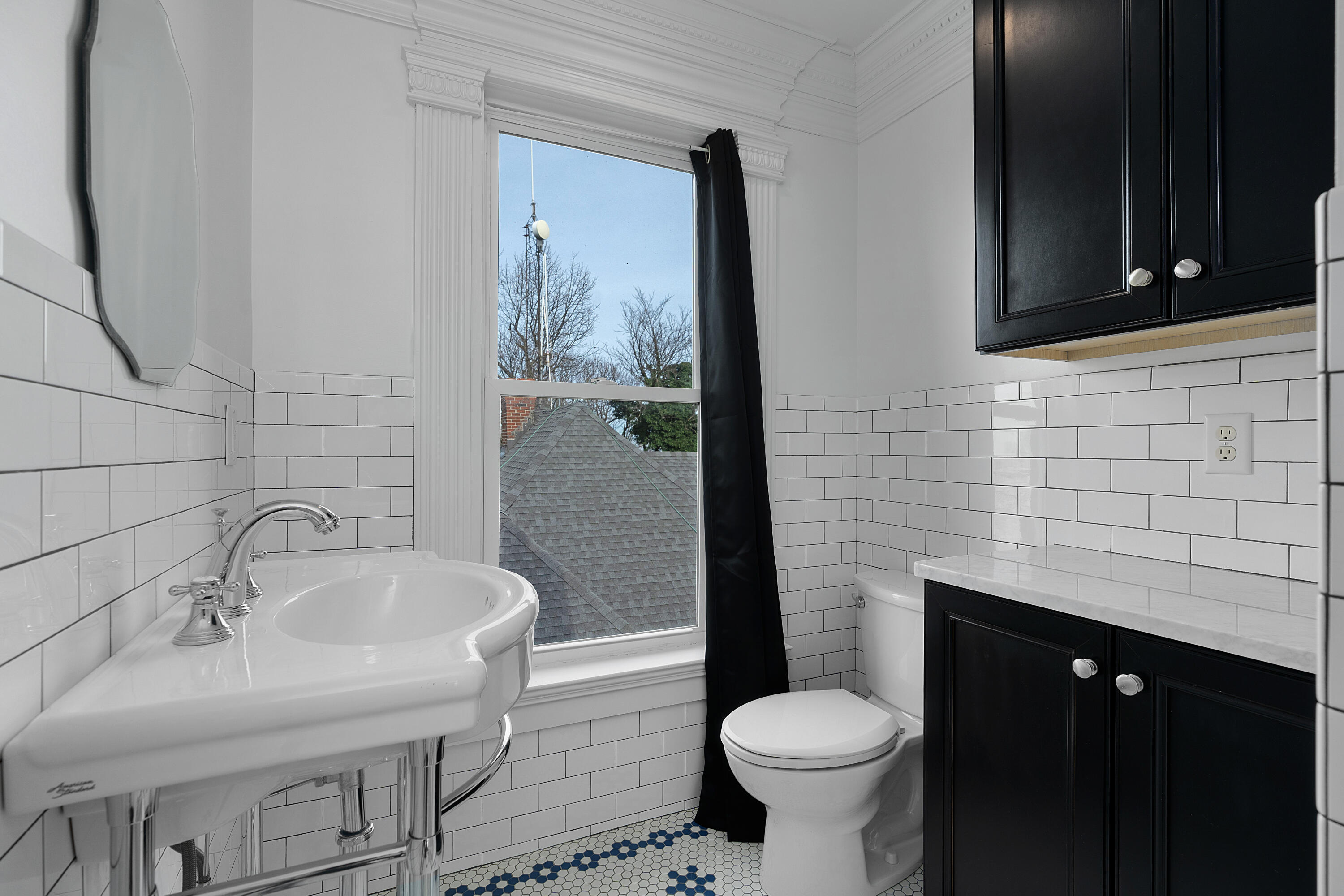 1115 East Brow Road Lookout Mountain, TN 37350 - Photo 47 of 67 59 - 1115 E Brow - Upstairs