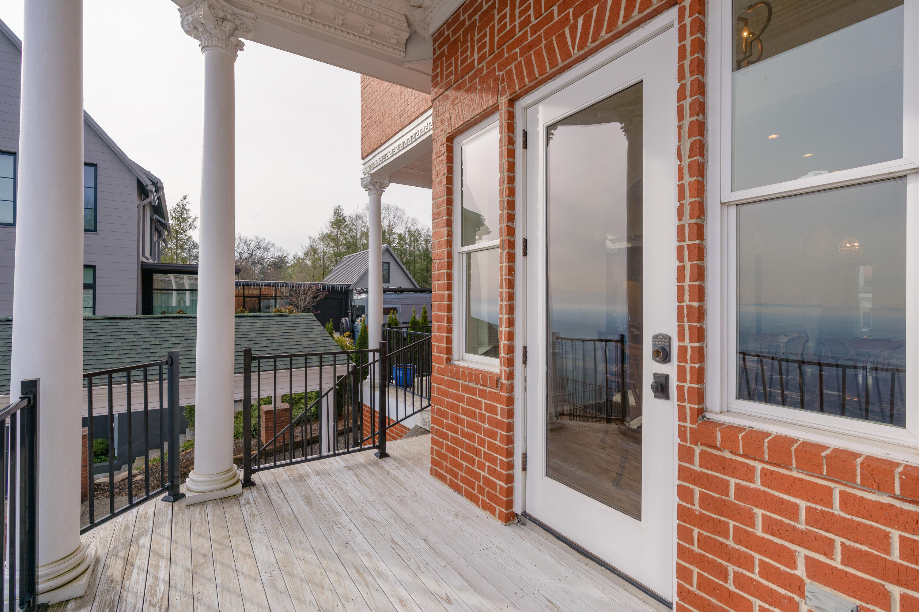 1115 East Brow Road Lookout Mountain, TN 37350 - Photo 54 of 67 22 - 1115 E Brow - Exterior