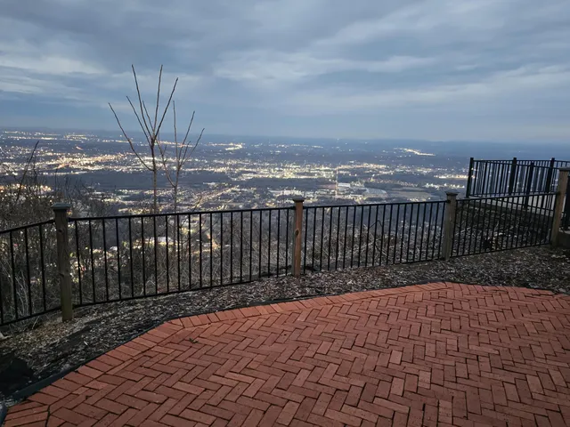$1,200,000 | 1115 East Brow Road, Lookout Mountain, TN 37350