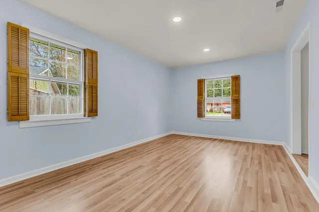 $270,000 | 120 Robin Street, Summerville, SC 29485