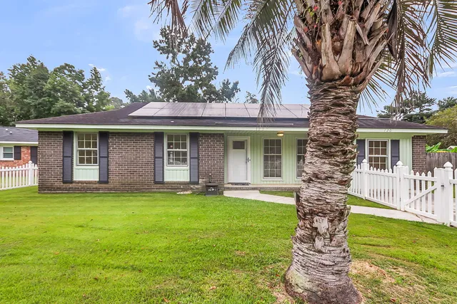 $270,000 | 120 Robin Street, Summerville, SC 29485