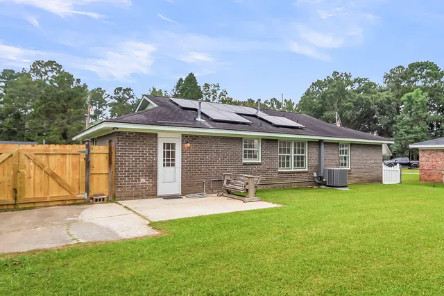 $270,000 | 120 Robin Street, Summerville, SC 29485