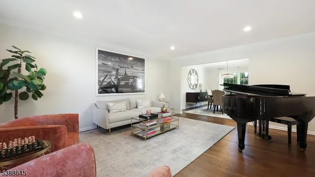 $1,299,000 | 9 Apple Tree Lane, Warren, NJ 07059