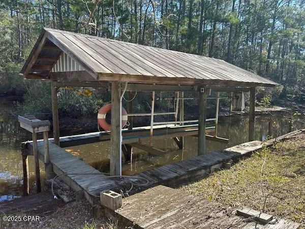$225,000 | 682 Boonie Lane, Vernon, FL 32462