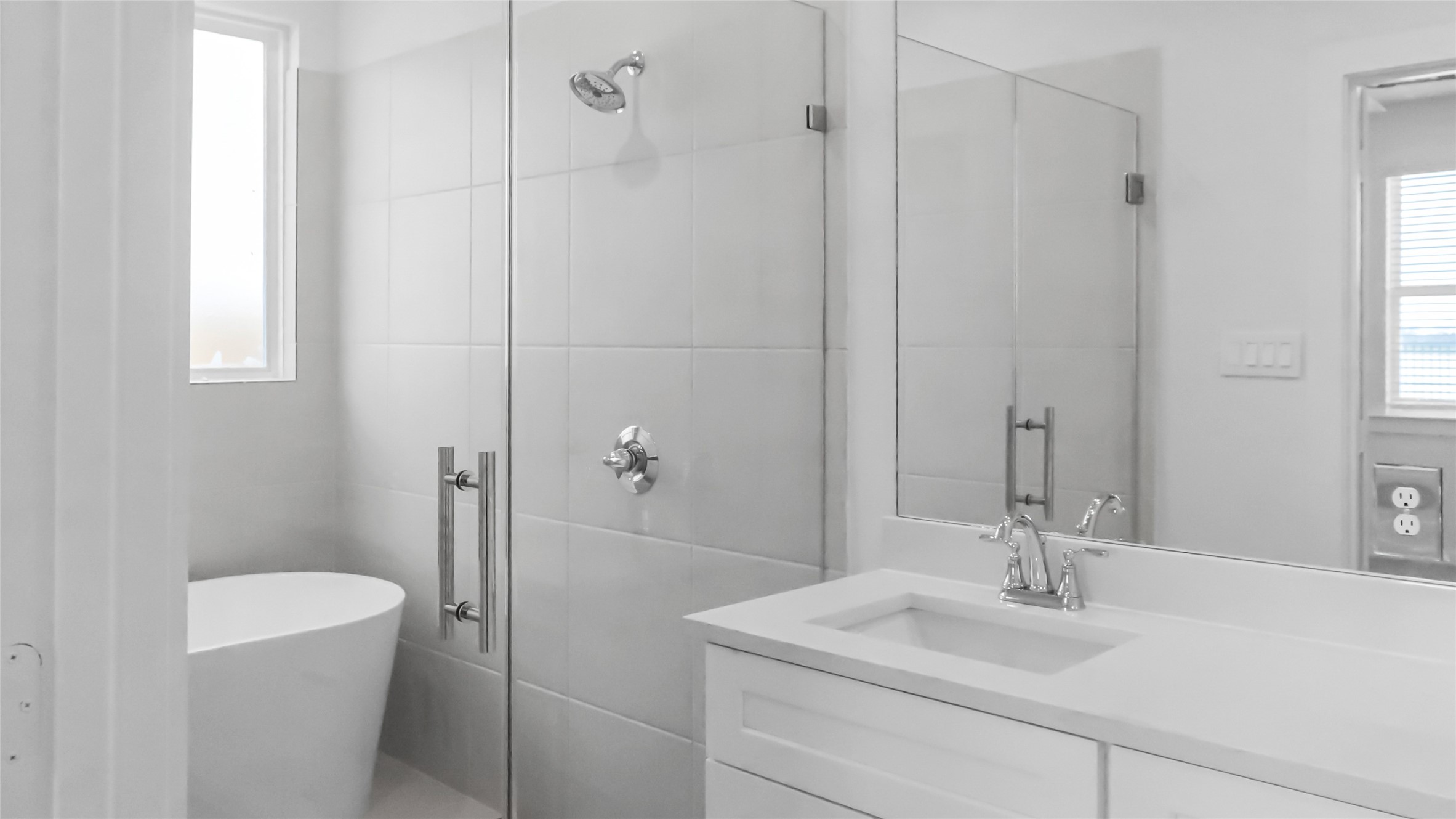 6635 Escondido Drive Rosharon, TX 77583 - Photo 17 of 28 a bathroom with a sink toilet and vanity