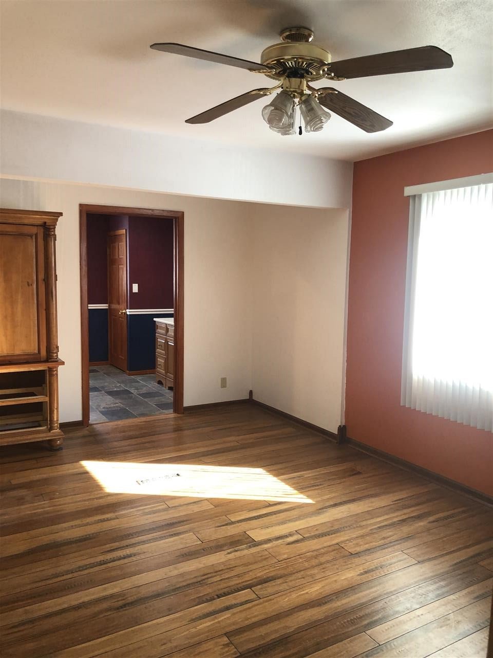 414 3rd Street Waterloo, IA 50702 - Photo 8 of 17 Gallery Image 8