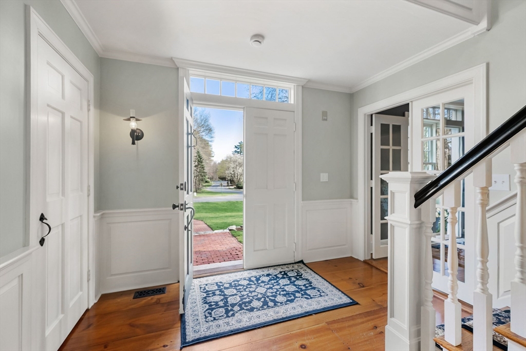 23 Old Farm Road Hopkinton, MA 01748 - Photo 5 of 42 Gallery Image 5