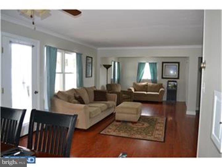 35 Homestead Road Levittown, PA 19056 - Photo 3 of 17 Gallery Image 3