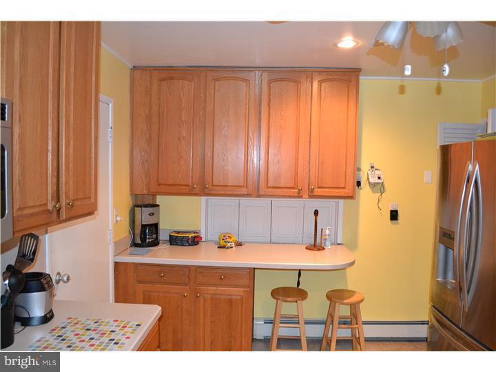 35 Homestead Road Levittown, PA 19056 - Photo 6 of 17 Gallery Image 6