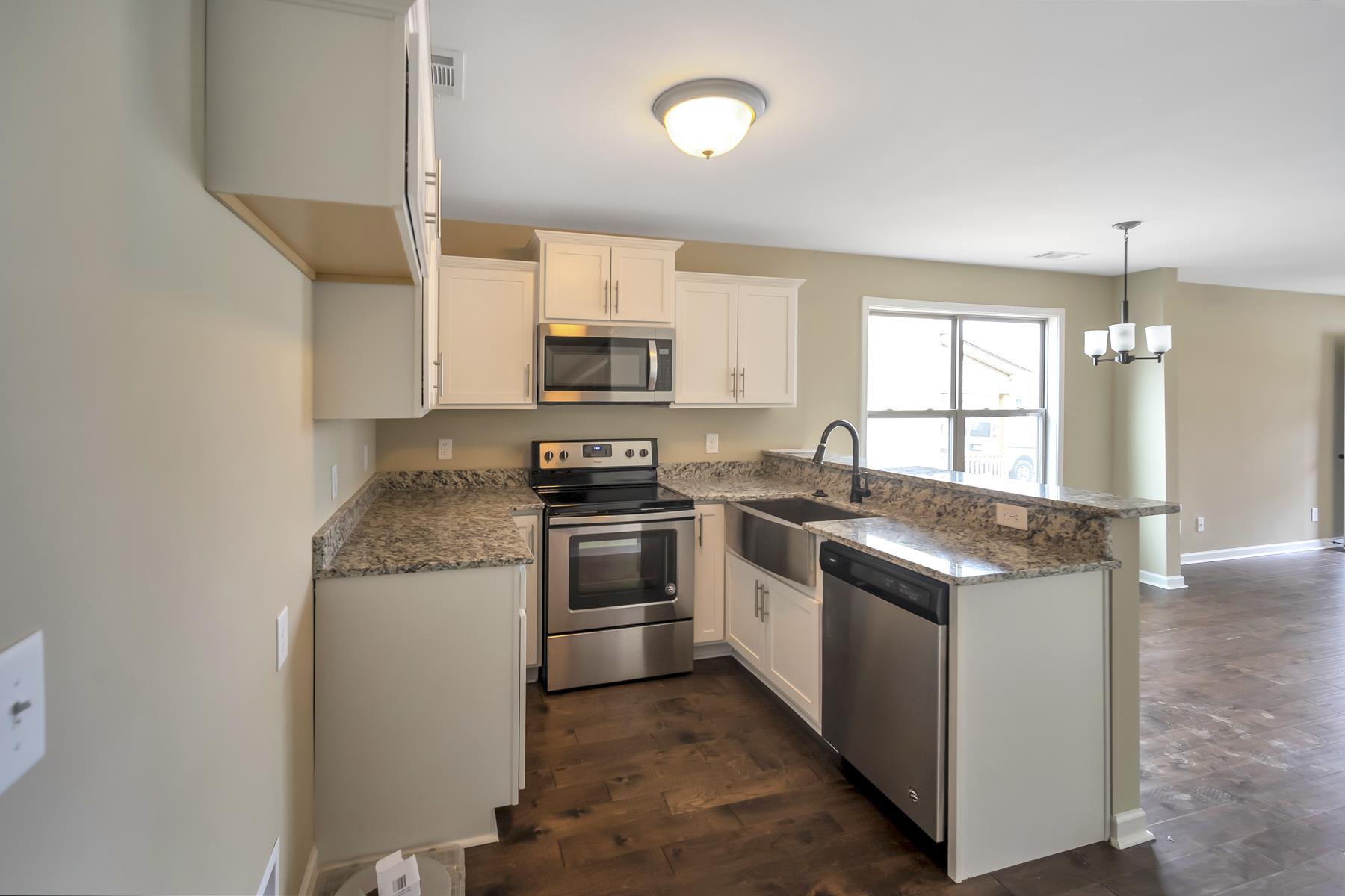 1250 B Bluebird Road Lebanon, TN 37087 - Photo 1 of 10 Custom cabinets with granite in the kitchen.