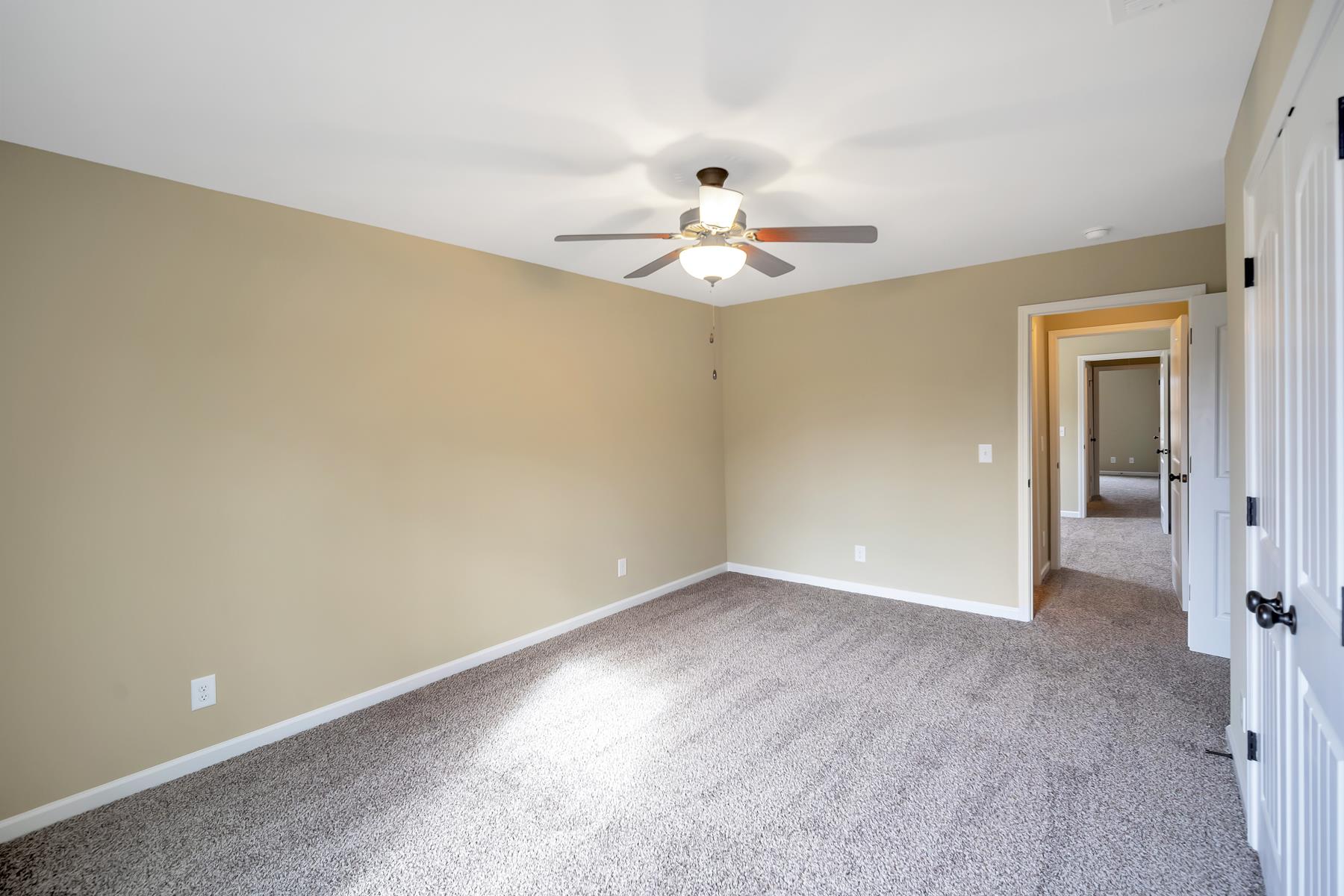 1250 B Bluebird Road Lebanon, TN 37087 - Photo 5 of 10 Another large bedroom upstairs.